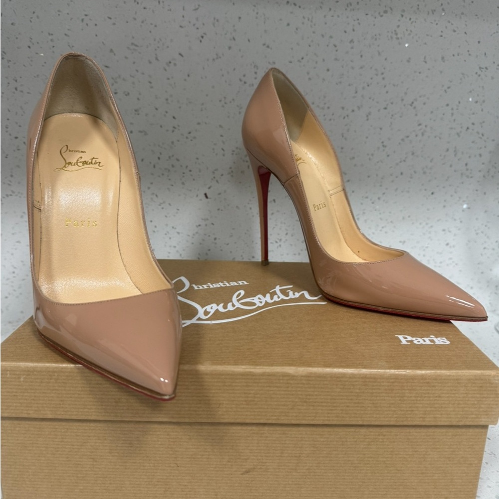 Christian louboutin nude so kate size 38